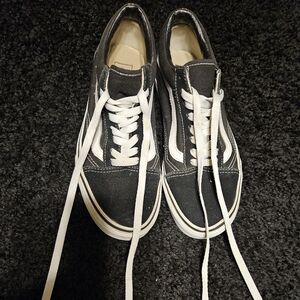 Vans sneakers, sz 7, 8.5